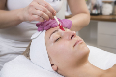BROW BAR Brno